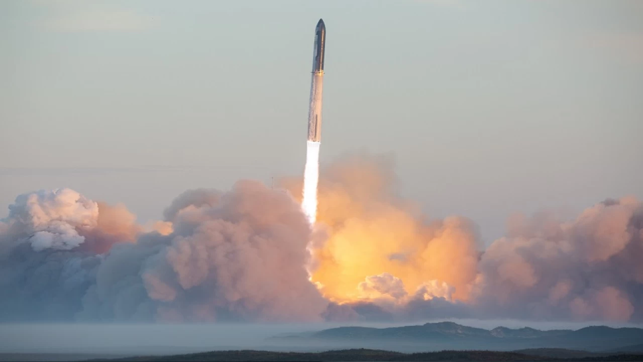 SpaceXin Starship roketi kalktan 2,5 dakika sonra patlad!