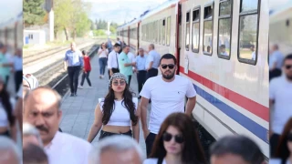 Turistik Diyarbakr Ekspresi Elaz'da
