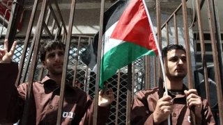 srail hapishanelerindeki Filistinli says 9 bini geti