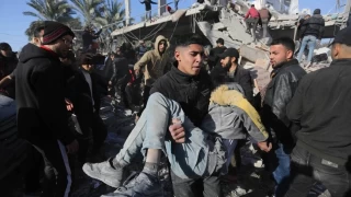 srail, Refah'n farkl blgelerine 14 Filistinliyi ldrd