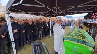 Eski TBMM Başkanı Mehmet Ali Şahin'in babası toprağa verildi
