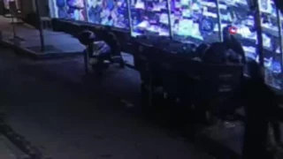 Cesedi valizde b�yle ta��m��lar