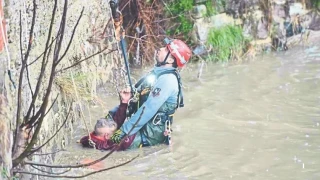 �zmir son y�llar�n en yo�un ya����n� ald�