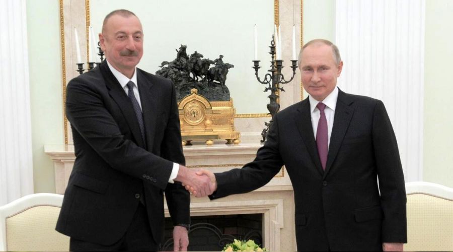 Putin ile Aliyev blgesel sorunlar grt