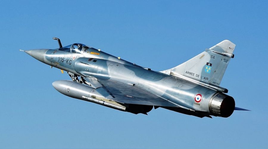 Mali'de Fransa'nın savaş uçağı düştü