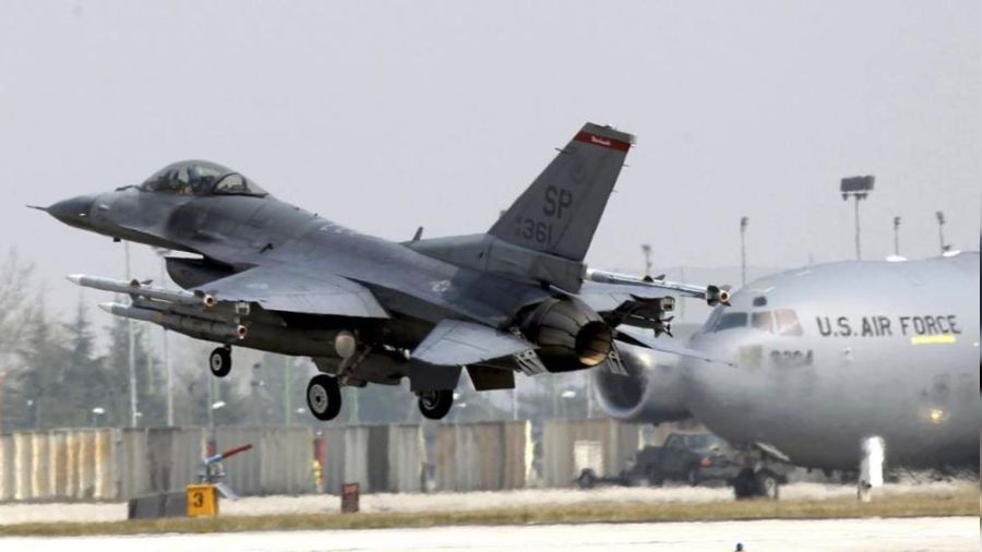  ABD'nin F-16 filosu Orta Do�u'ya ula�t�