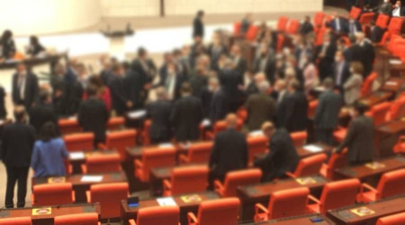 Meclis Genel Kurulu'nda 'iş takibi' gerginliği