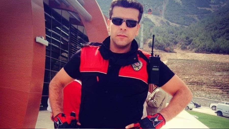 Şüpheli kovalayan yunus polisleri kaza yaptı: 1 şehit