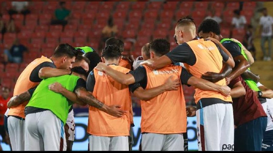 3 futbolcu Pendikspor ma��nda yok