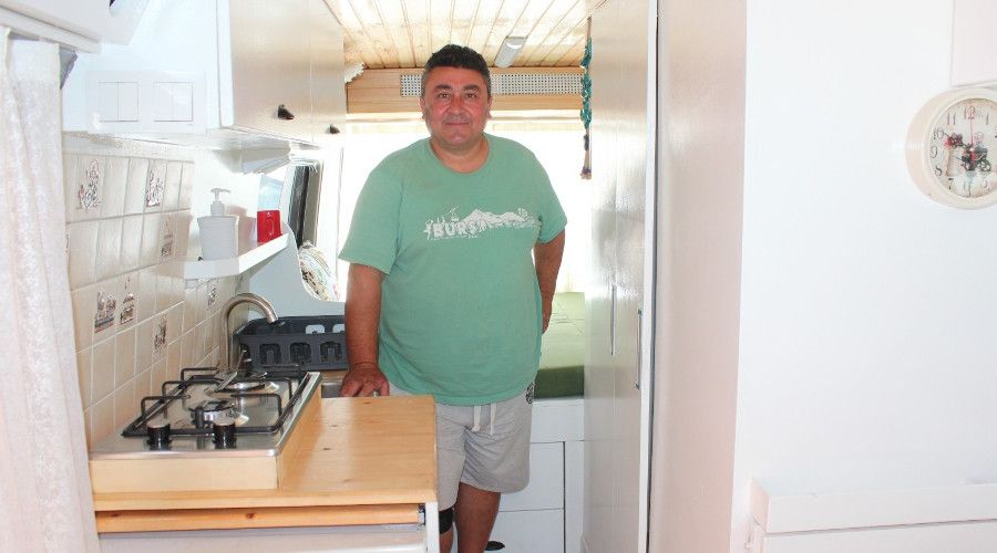 80 bin TL maliyet ile minibüs karavana çevrildi