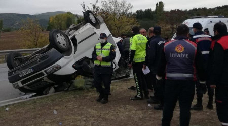 Amasya'da tarım işçilerini taşıyan minibüs devrildi