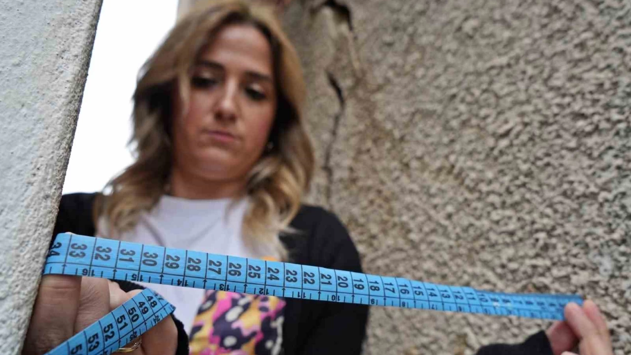 Evlerinden caddeye çıkabilmek için kilo almaya korkuyorlar
