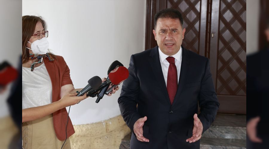 KKTC'de h�k�met istifa etti