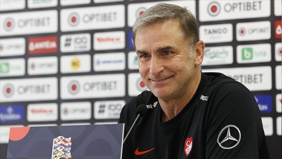 "Oyuncularımız burada okul tatilinde değiller"