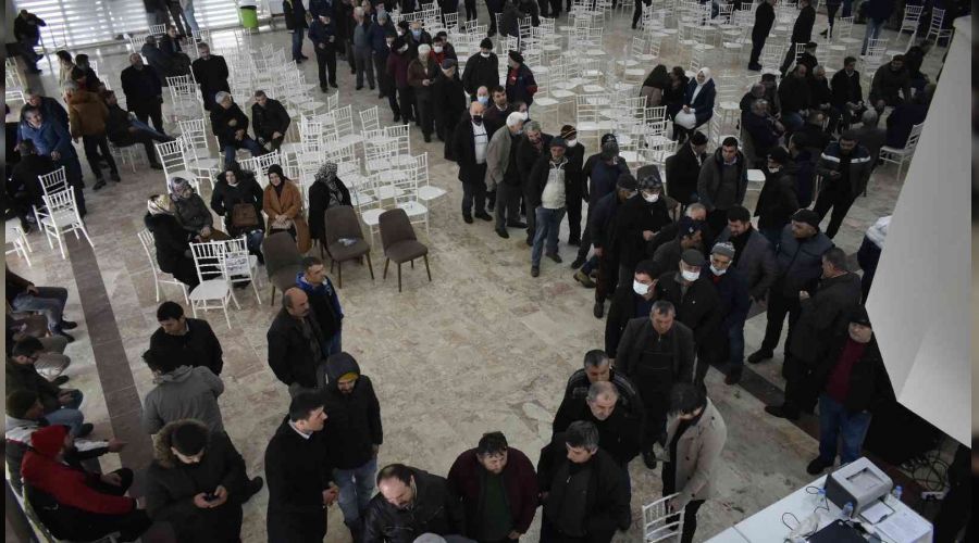 17 yllk ynetim kurulu 139 oyla deiti