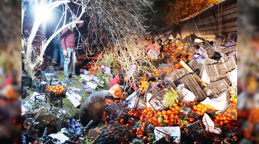 25 ton domates yola sa��ld�