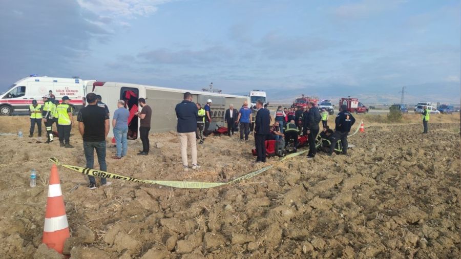 Amasya'da trafik faciası: 6 ölü, 35 yaralı