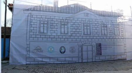 Atatürk Evi'nde restorasyon sürüyor