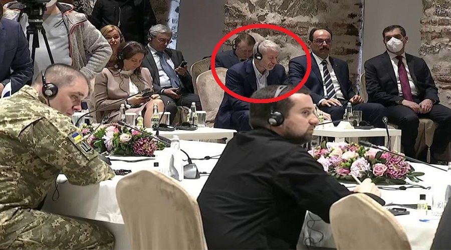 Dolmabahçe'de sürpriz isim