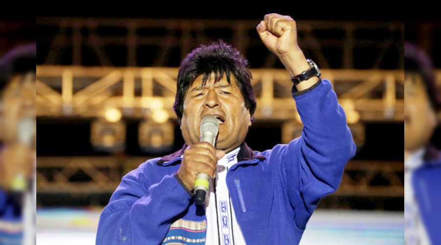 Moralesden halka 'demokrasi' ars