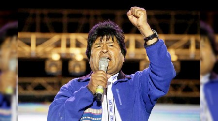 Moralesden halka 'demokrasi' ars