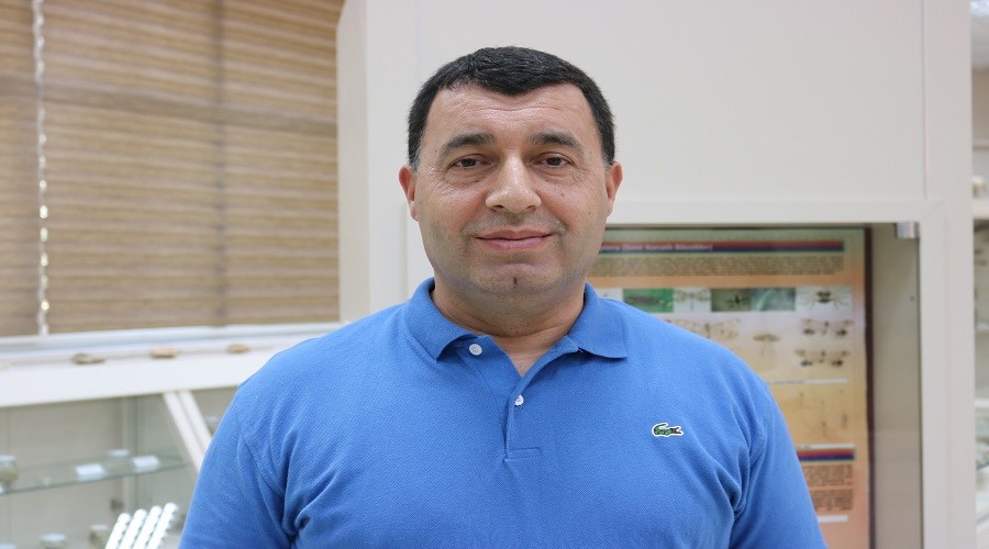 Prof. Dr. Ali Satar, çiftçilerin korkulu rüyası çekirgeleri anlattı