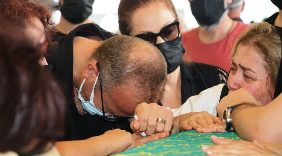 Tiyatro oyuncusu Y�ld�z son yolculu�una u�urland�