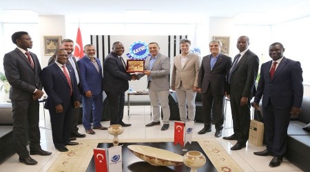 Zambiya Büyükelçisi: Kayserili işadamlarını ülkesine davet etti