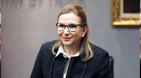 Bakan Pekcan Afrika turunda