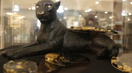 Eyüpsultanlı kadın sanatçıdan 'Reçinenin Renklerle Dansı' sergisi