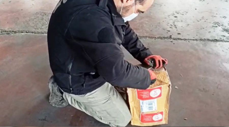 Kargo paketinden 500 bin TL'lik uyuşturucu çıktı