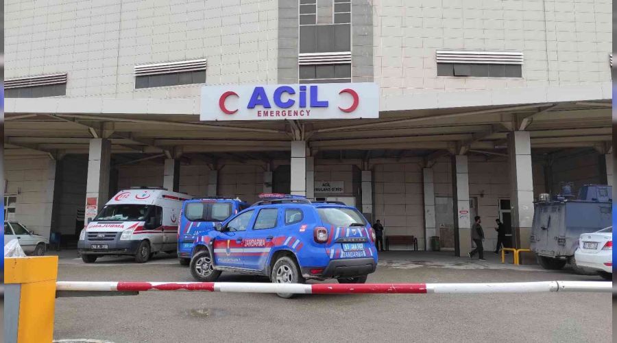 K�rsal mahallede meydan sava��: 23 yaral�