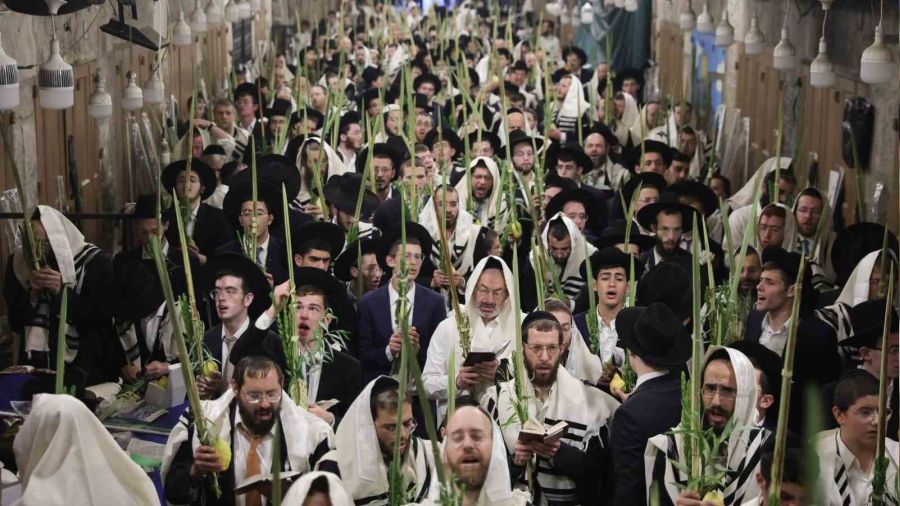 Kud�s'te kiliseye t�k�ren Yahudiler g�zalt�na al�nd�