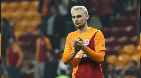 Nelsson formayı bırakmadı