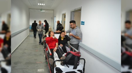 Öğrenci servisi ile minibüs çarpıştı: 21 yaralı