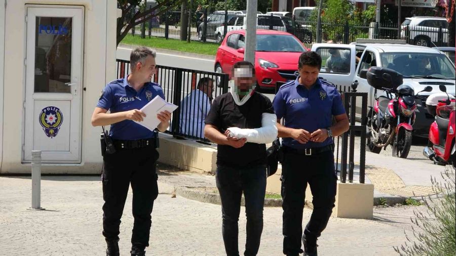 Sa�l�k��y� yaralama ��phelisi adliyede
