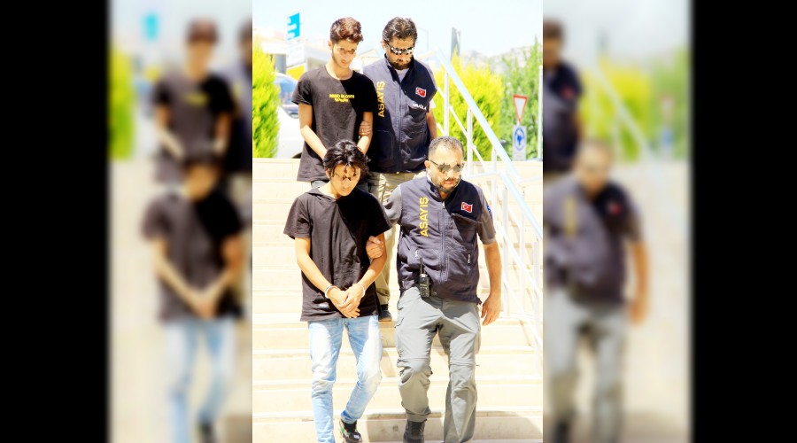 Şantaj çetesi cezasını buldu