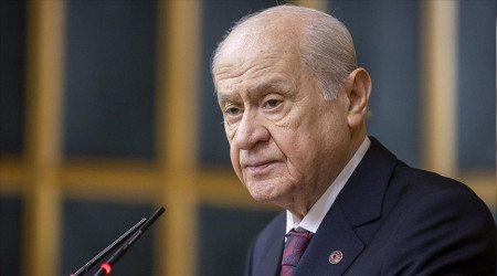 'Sisi ile temas devam etmeli, Esad ile de görüşülmeli'