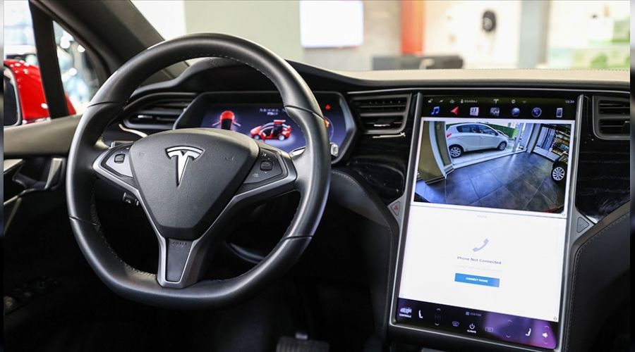  Tesla'n�n de�eri 1 trilyon dolar� ge�ti