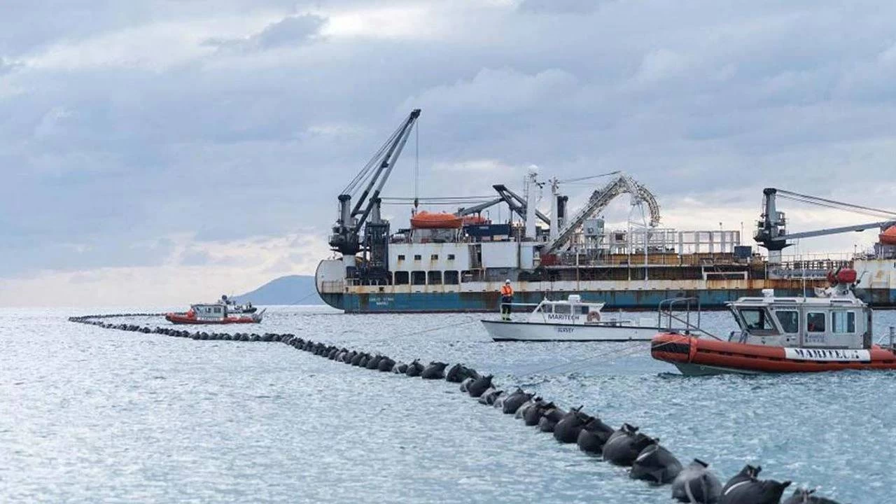 Yunanistan Ege'de 'çevre faaliyeti' adı altında neler yapıyor?