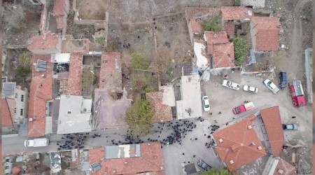 400 liraya tuttuu ev mezarlar oldu   