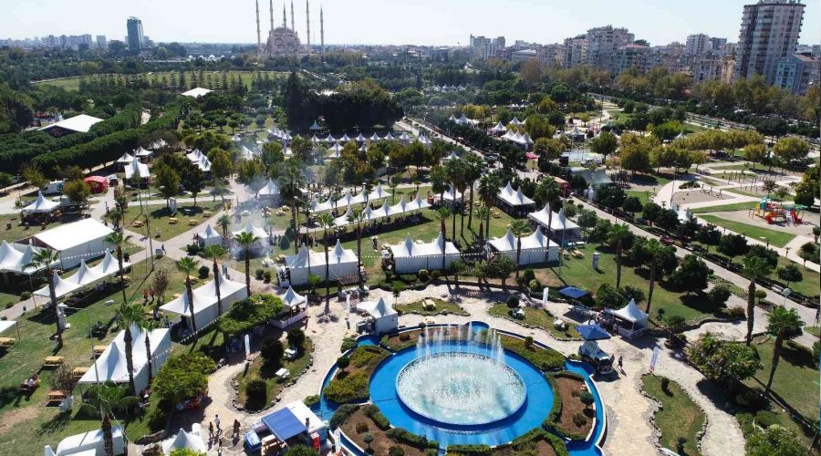 Adana Lezzet Festivali 285 bin kiiyi arlad