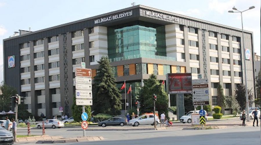 Belediyeye ait 33 konut sat�lacak