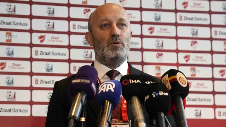 Cenk Erg�n Galatasaray'a h�zl� d�nd�