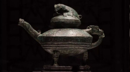 Çin çalınan 1800 tarihi eseri geri aldı