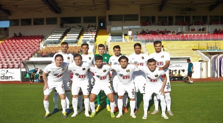 EsEs gençleriyle heyecan verdi