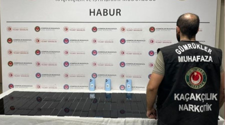 Habur'da piknik tüpü içine saklanan kaçak telefonlar yakalandı