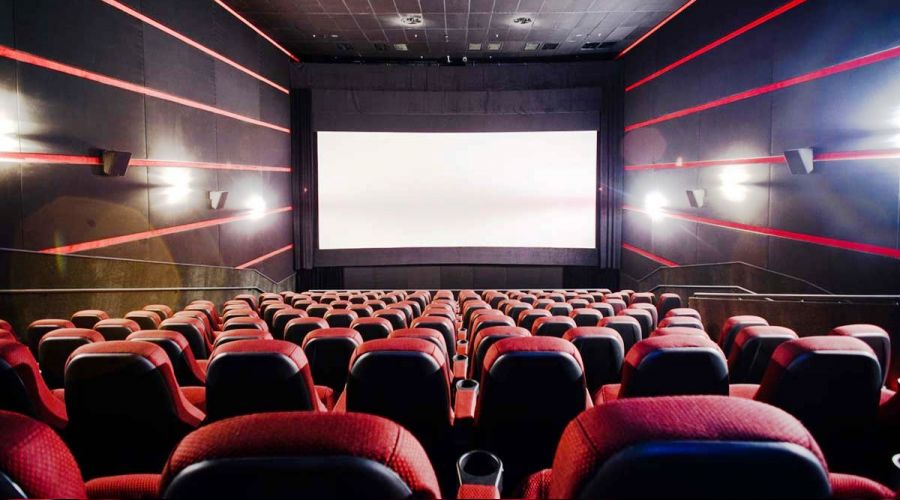 Kiral�k sinema salonu