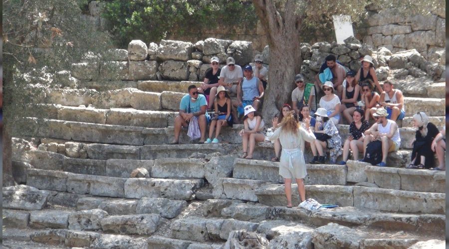 Kleopatra Adas�na ziyaret�i ak�n�