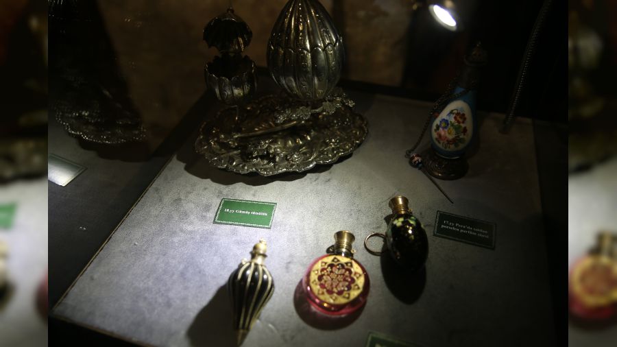 Mardin'de "Kokunun İzinde Mezopotamya Sergisi" açıldı